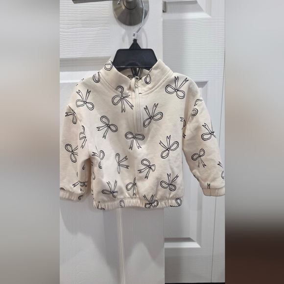 Cat & Jack Other - Cat & Jack Cream Sweater with Bow Print